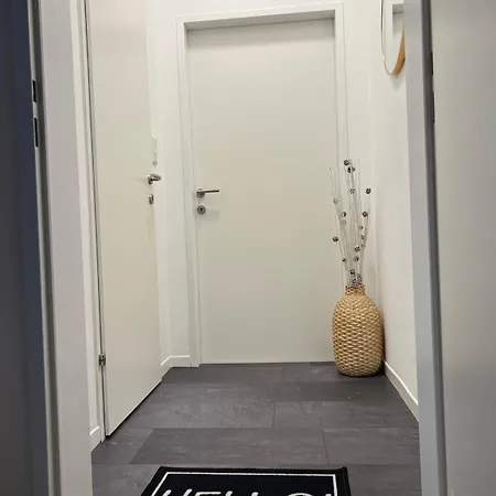 Helles Familien-appartement 5 Lägenhet