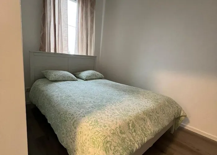 Helles Familien-appartement 5 Lägenhet